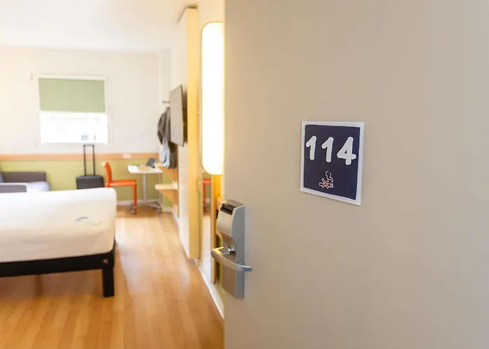 מלון Ibis Budget Valencia Aeropuerto מניסס
