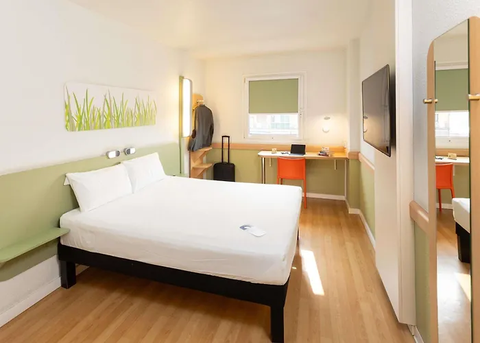 Ibis Budget Valencia Aeropuerto *