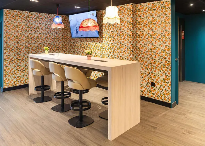 Ibis Budget Valencia Aeropuerto *